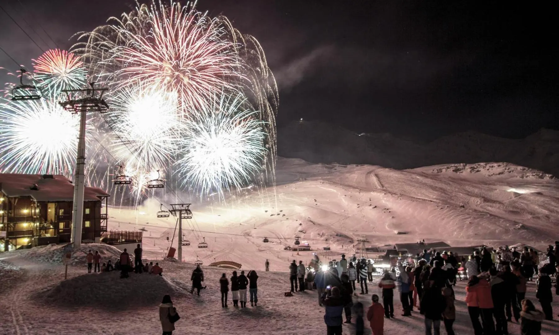 Apartment Residence Lac Blanc - Val Thorens Location: Studio Pour 4 Personnes Oriente Sud Ouest Residence Lac Blanc Mae-9050 France