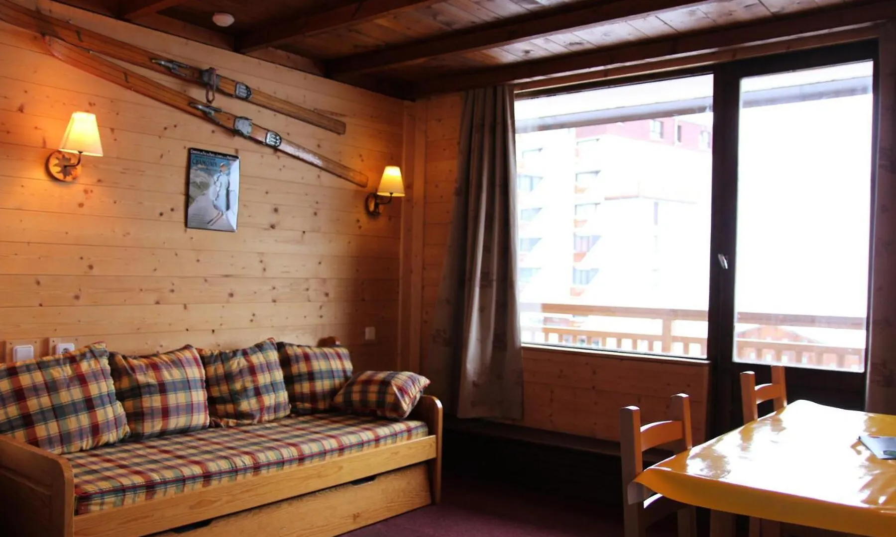Residence Lac Blanc - Val Thorens Location: Studio Pour 4 Personnes Oriente Sud Ouest Residence Lac Blanc Mae-9050